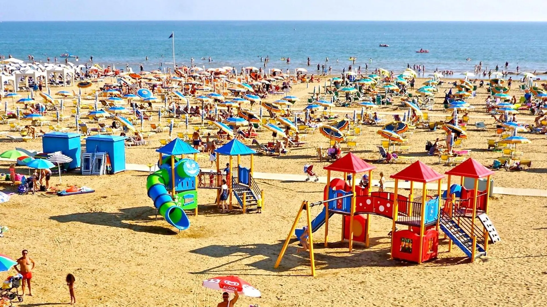 Cozy Studio Near The Sea In Bibione Apartment